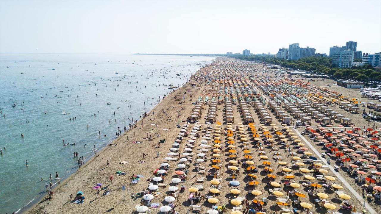 Appartamenti Dal Moro Lignano Sabbiadoro Exteriér fotografie